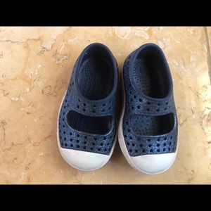 Glitter Native toddler shoes. Size 4